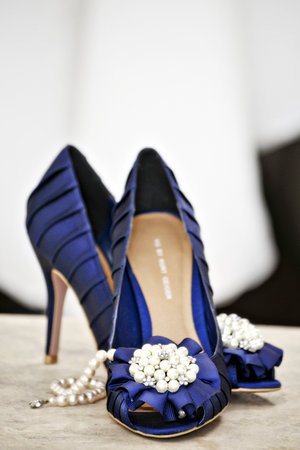 pantofi de mireasa albastri cu perle