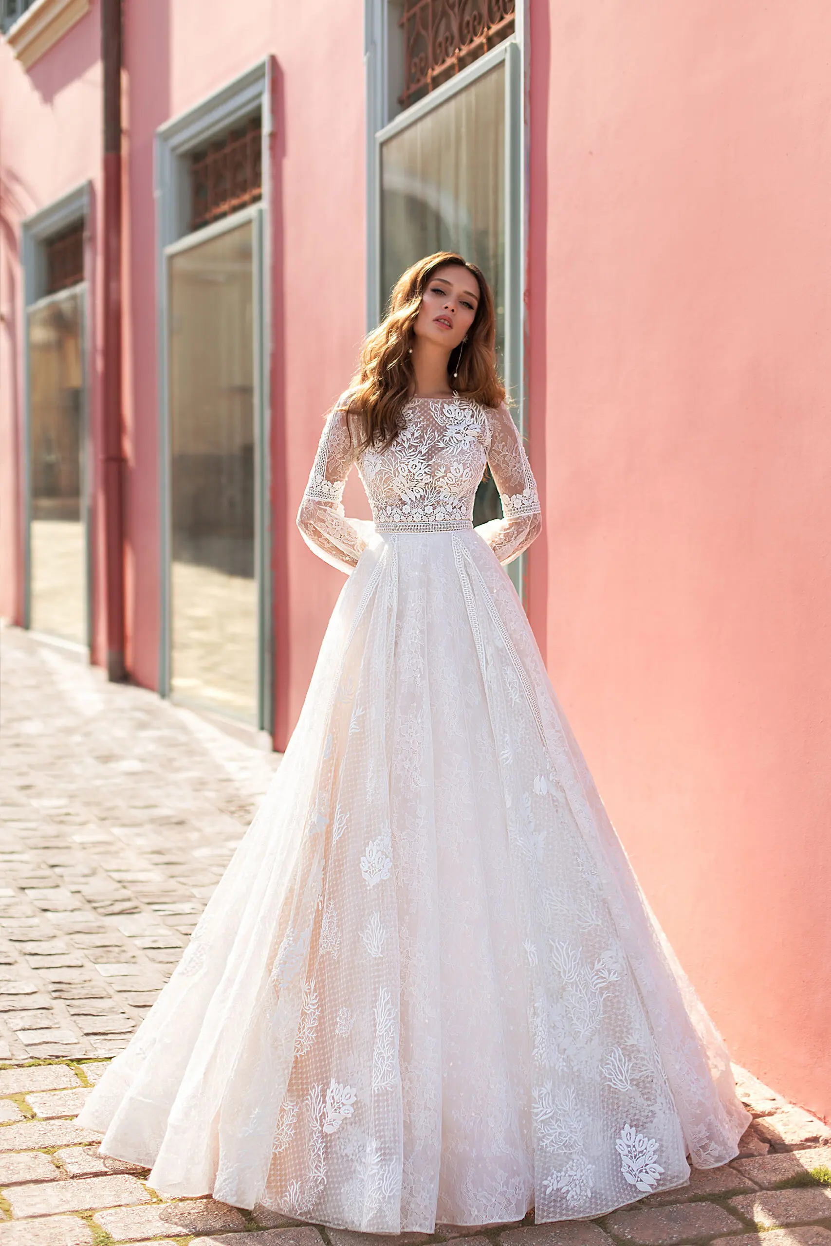 Top 40 rochii de mireasă la modă pentru orice stil de nuntă Mireasa Perfecta.ro